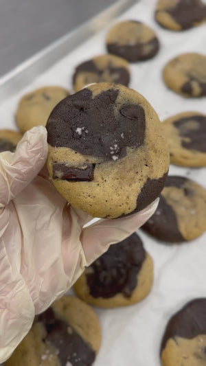 
            
                Load and play video in Gallery viewer, Marbled Chocolate Chip Cookies
            
        